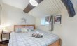 2 Bed in Rogerscale 9