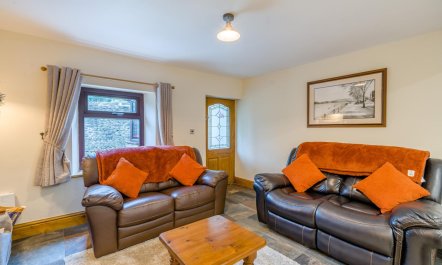 2 Bed in Oakenclough 5