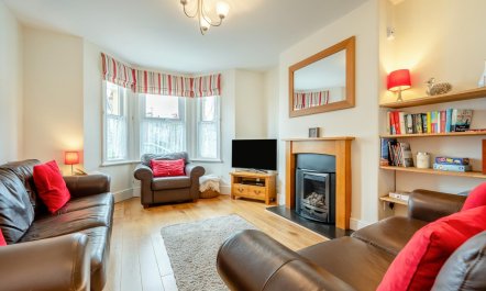 3 Bed in Padstow 2