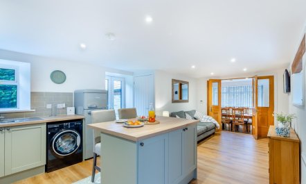 3 Bed in Yeolmbridge 3