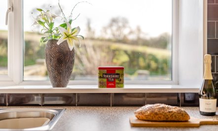 3 Bed in Stainsacre 6