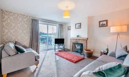 3 Bed in Stainsacre 4