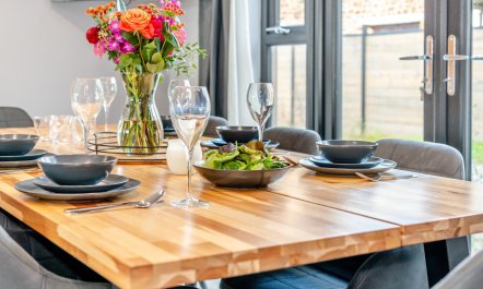 5 Bed in Pancrasweek 6