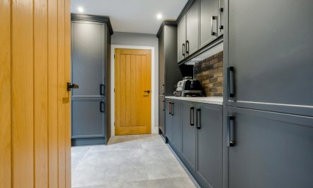 5 Bed in Pancrasweek 8