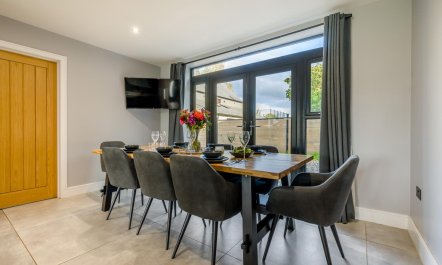 5 Bed in Pancrasweek 7