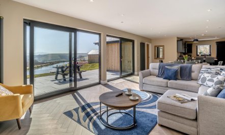 3 Bed in Merthyr Cynog 6