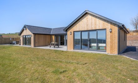 3 Bed in Merthyr Cynog 1