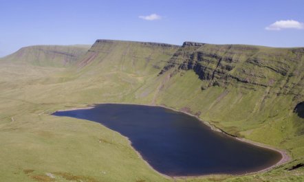 3 Bed in Merthyr Cynog 5