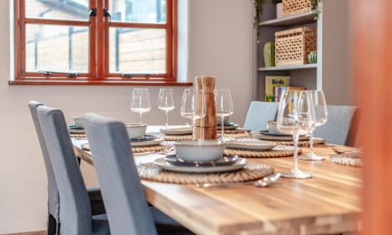 2 Bed in Pancrasweek 5