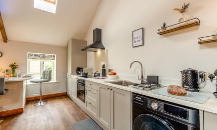 1 Bed in Crakehall 3