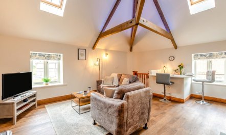 1 Bed in Crakehall 8