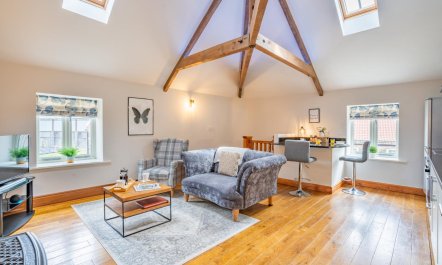 1 Bed in Crakehall 6