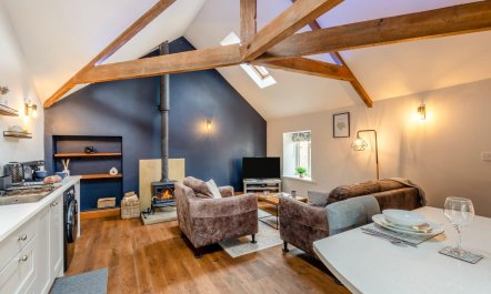 1 Bed in Crakehall 2