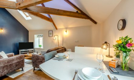 1 Bed in Crakehall 9