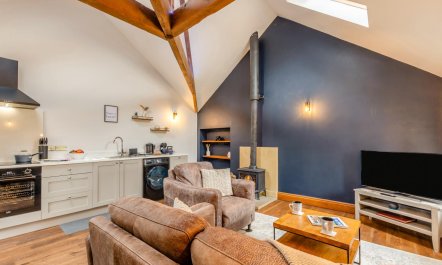 1 Bed in Crakehall 6