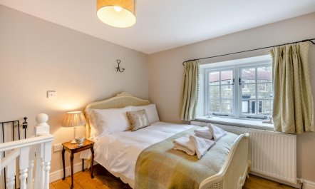 1 Bed in Castleton 4