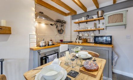 1 Bed in Castleton 2