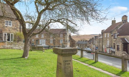 1 Bed in Castleton 7