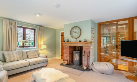 4 Bed in Axminster 7