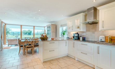 3 Bed in Salwayash 3