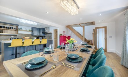4 Bed in Milford Haven 3