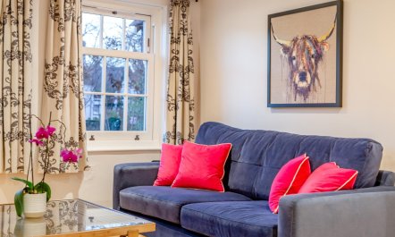 3 Bed in Leek Wootton 3