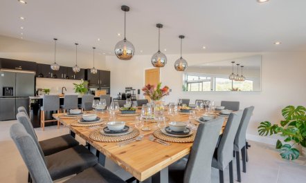 6 Bed in Pancrasweek 5