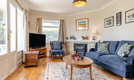 2 Bed in Ventnor 3