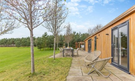 4 Bed in Llansanffraid 8