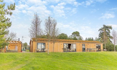 4 Bed in Llansanffraid 9