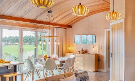 4 Bed in Llansanffraid 3