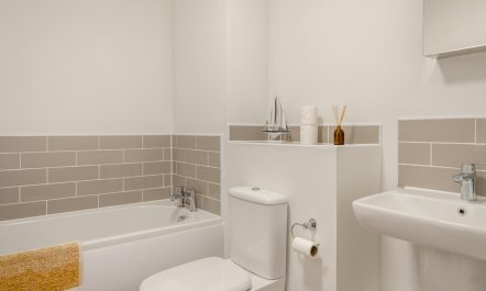 2 Bed in East Cowes 9