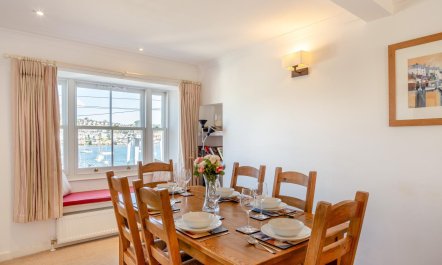 3 Bed in Polruan 8
