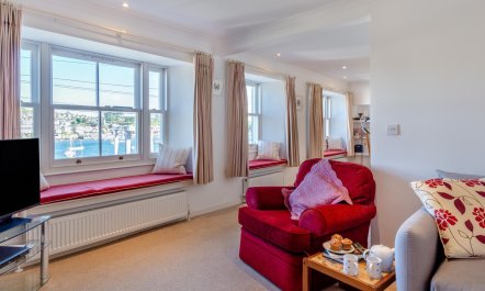 3 Bed in Polruan 3