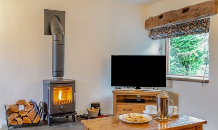 2 Bed in Onecote 2