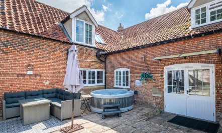 4 Bed in East Harling 2