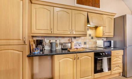 2 Bed in Eggleston 7