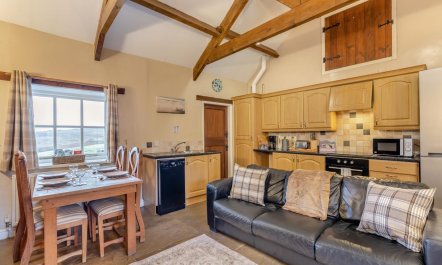 2 Bed in Eggleston 2