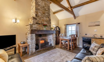 2 Bed in Eggleston 3