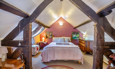 1 Bed in Llandderfel 2