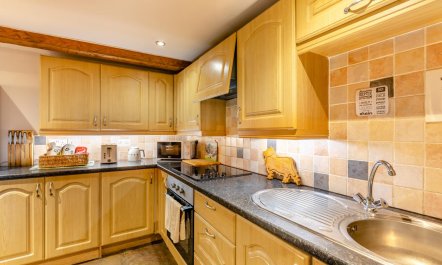 2 Bed in Eggleston 3