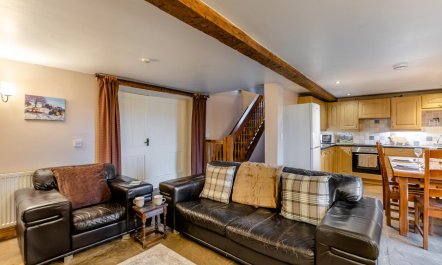 2 Bed in Eggleston 8