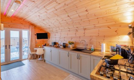 1 Bed in East Cowton 7