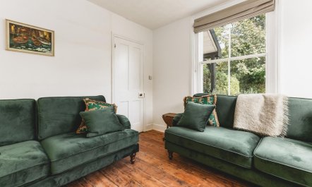 5 Bed in Freshwater 8