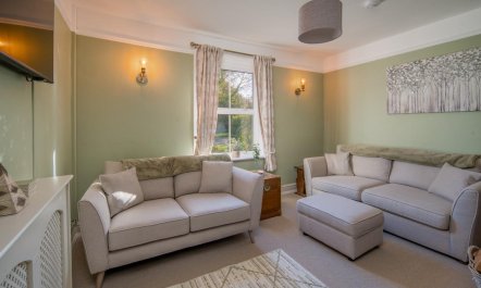 3 Bed in Freshwater 4