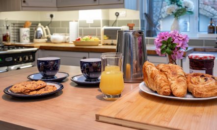 3 Bed in Freshwater 9