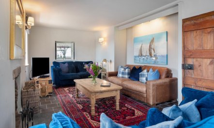 4 Bed in St. Brides 4