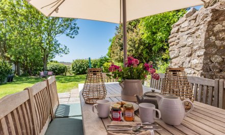 4 Bed in St. Brides 5