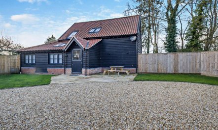 2 Bed in Wickhambrook 1