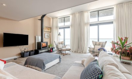 4 Bed in Hythe 1